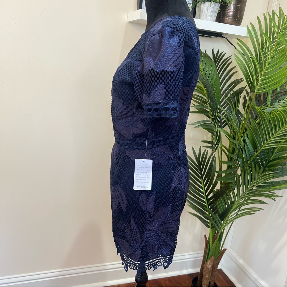 Adelyn Rae Navy Lace Floral Romper Medium - Picture 8 of 10